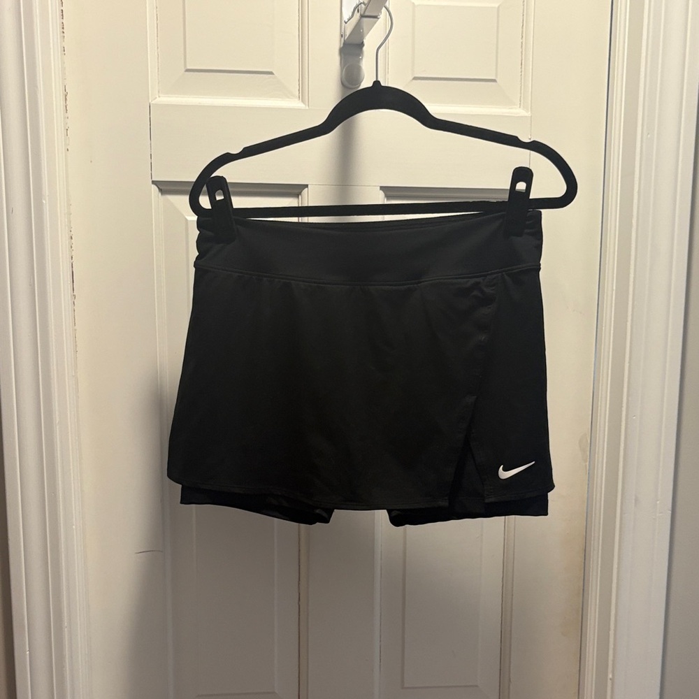Nike Women's Black Skort